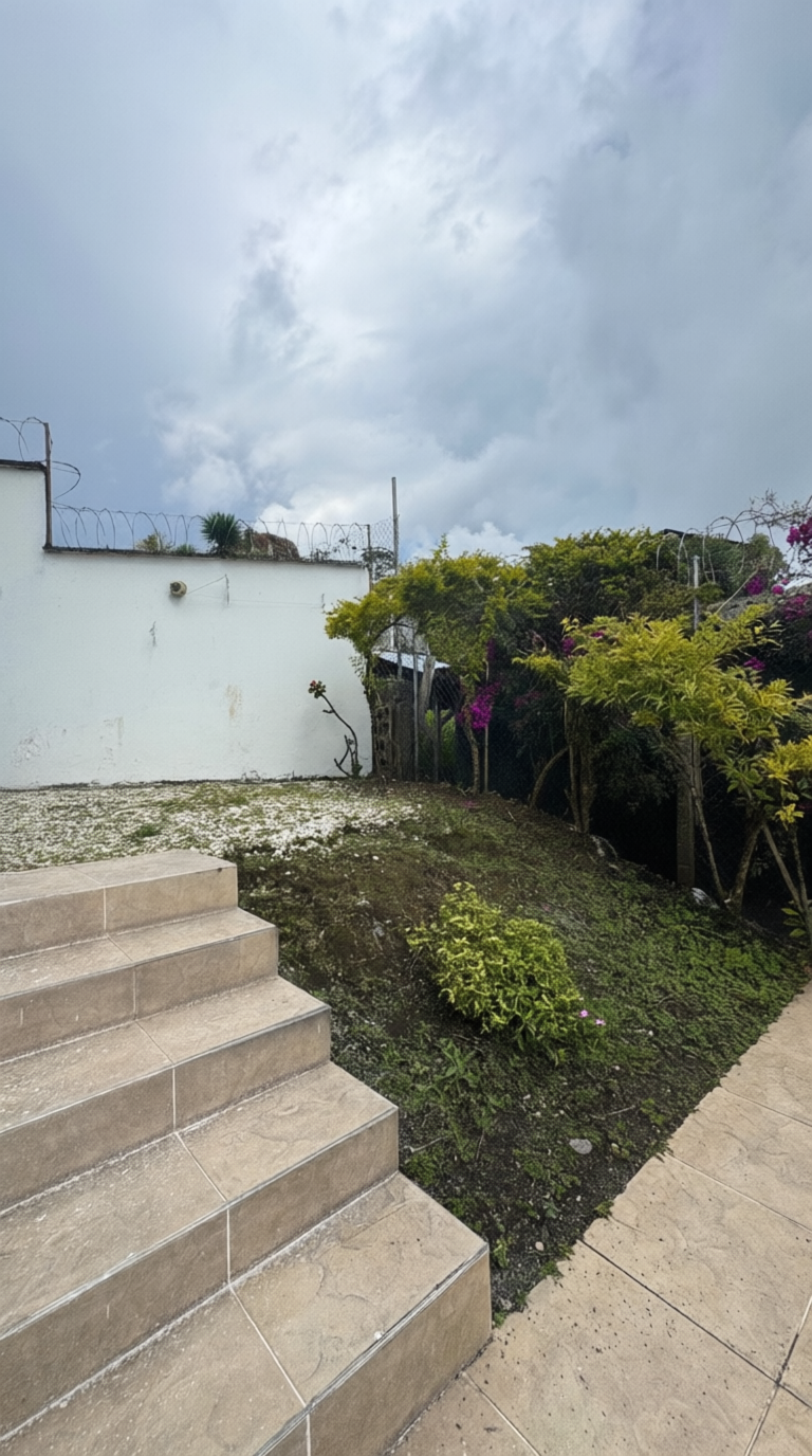 Exclusive Country House in Gated Community | Vereda Bajo Tablazo