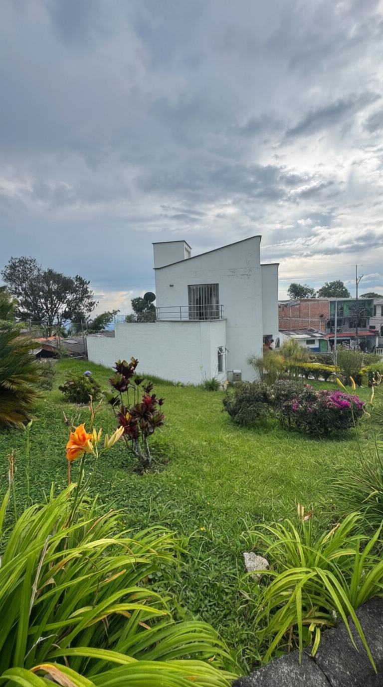 Exclusive Country House in Gated Community | Vereda Bajo Tablazo