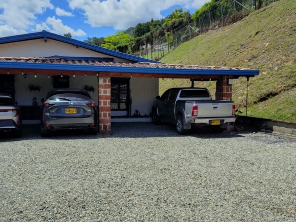 Exclusive Colonial Country Estate in El Paraíso Gated Community, Copacabana