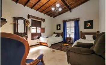 Exclusiva Casa Campestre Colonial en Parcelación El Paraíso, Copacabana