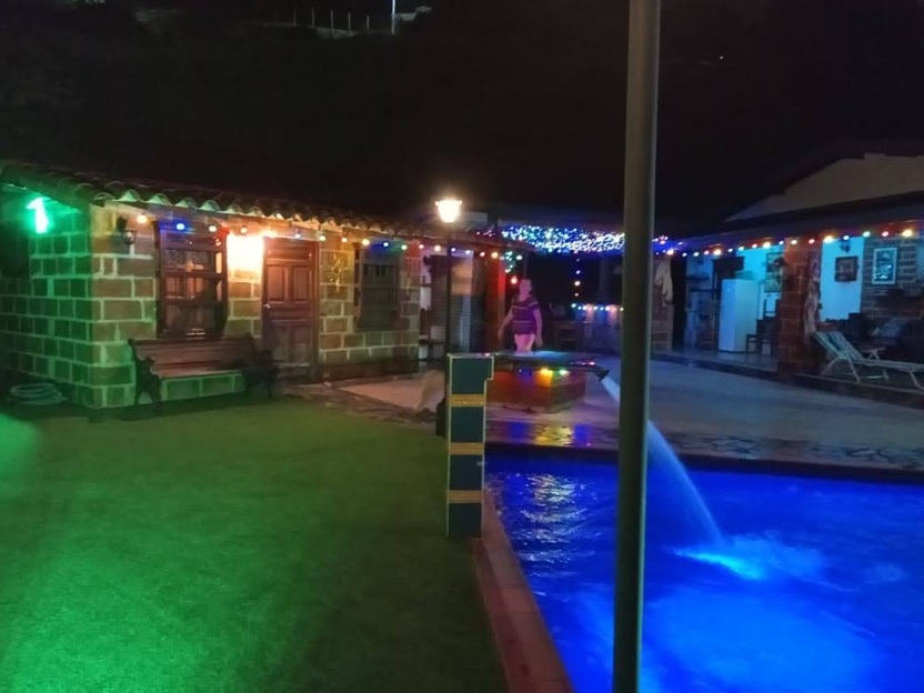 Exclusiva Casa Campestre Colonial en Parcelación El Paraíso, Copacabana