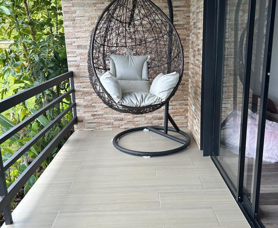 Exclusive Country House in El Paraíso Gated Community, Copacabana