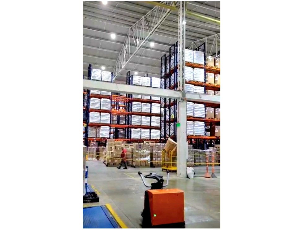 Industrial Warehouse for Sale in Caldas, Antioquia | Rented Asset with High Yield