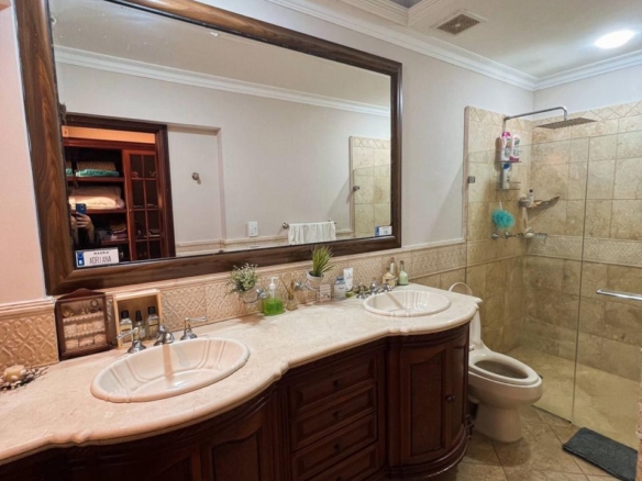 Luxury Home for Sale in Loma del Escobero, Envigado