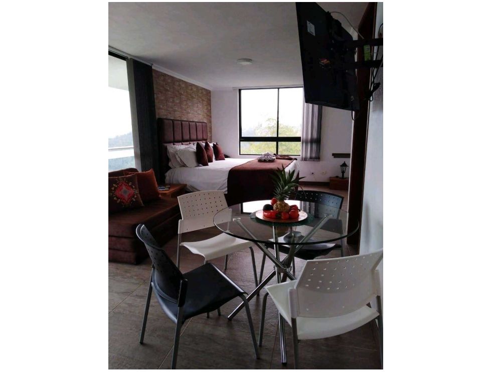 Senior Living Hotel for Sale – El Peñol, Antioquia