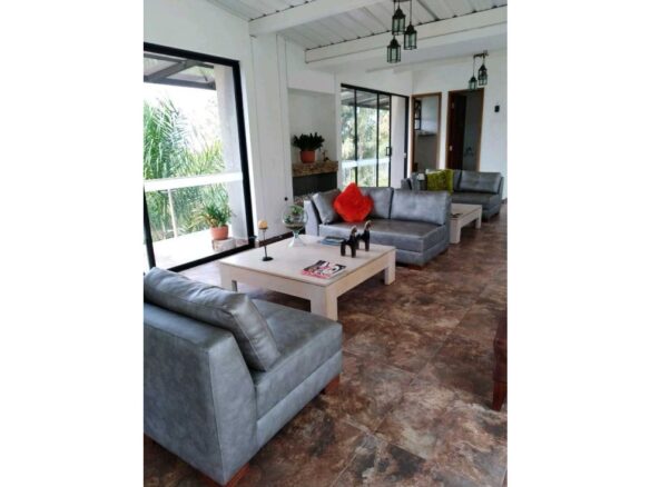 Senior Living Hotel for Sale – El Peñol, Antioquia