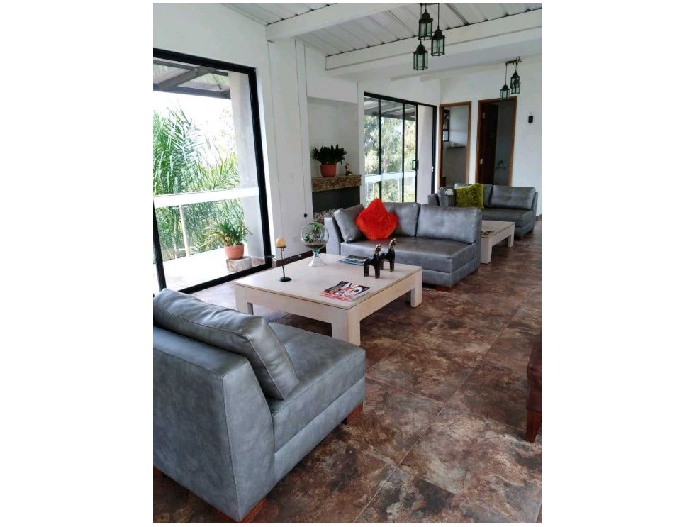 Senior Living Hotel for Sale – El Peñol, Antioquia