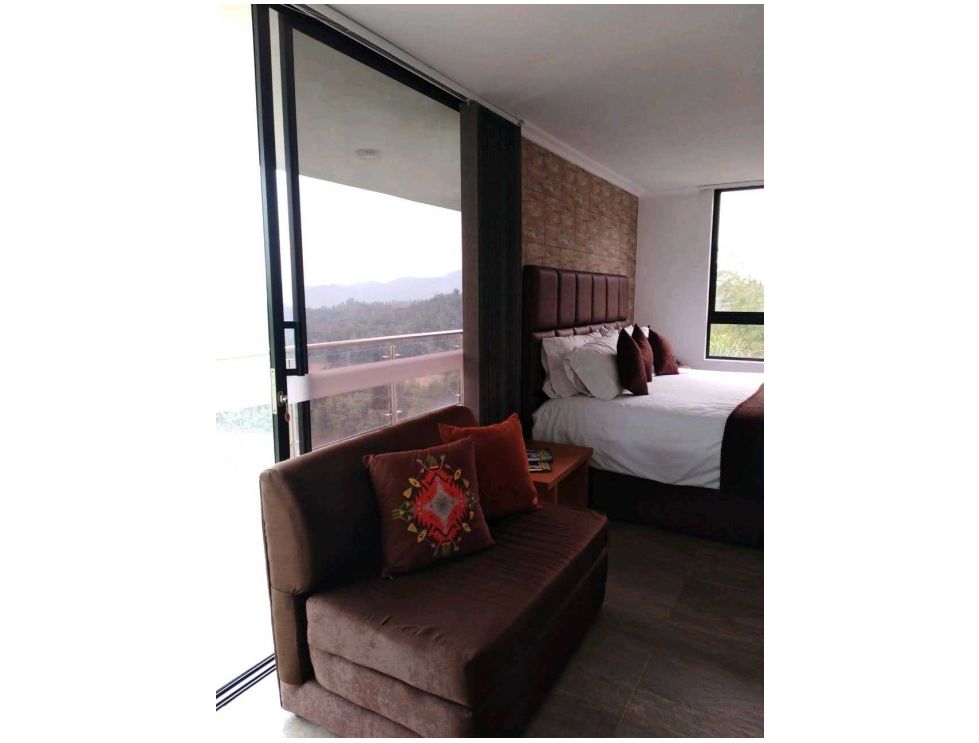 Exclusive Country House in El Paraíso Gated Community, Copacabana