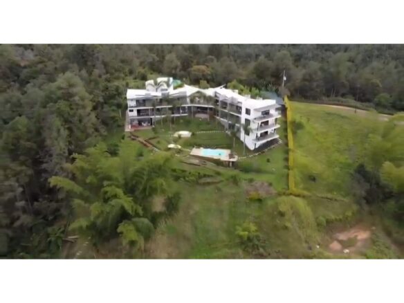 Senior Living Hotel for Sale – El Peñol, Antioquia