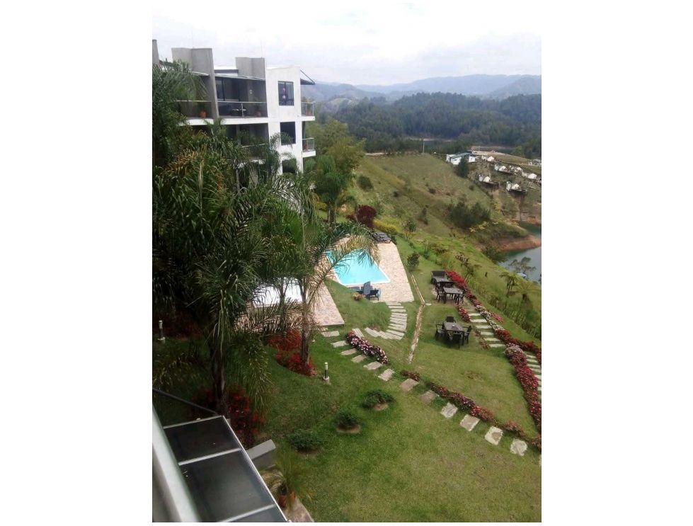 Senior Living Hotel for Sale – El Peñol, Antioquia