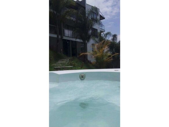 Senior Living Hotel for Sale – El Peñol, Antioquia