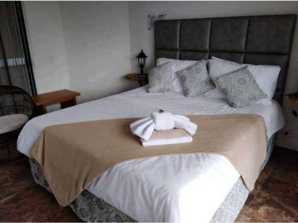Senior Living Hotel for Sale – El Peñol, Antioquia