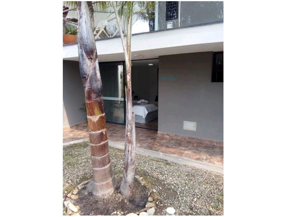 Exclusive Country House in El Paraíso Gated Community, Copacabana